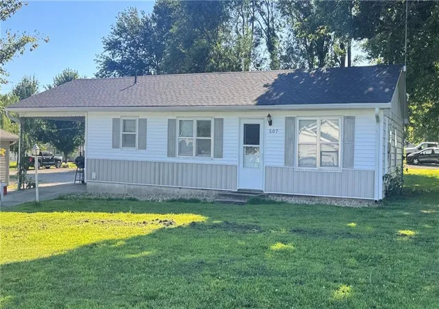 1st image of 507 N Elmira St, Highland, KS 66035 | MLS# 2625976
