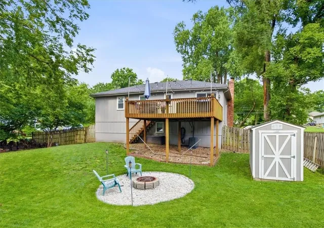 Homes for sale in Merriam, KS | 5503 Perry Ave, Merriam, KS 66203 | MLS# 2626003
