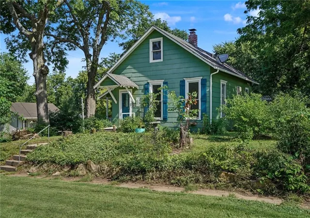 1st image of 920 High St, Baldwin City, KS 66006 | MLS# 2626064
