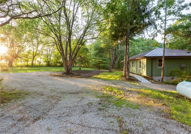 Homes for sale in Lone Jack, MO | 33200 E Hammond Rd, Lone Jack, MO 64070 | MLS# 2626068