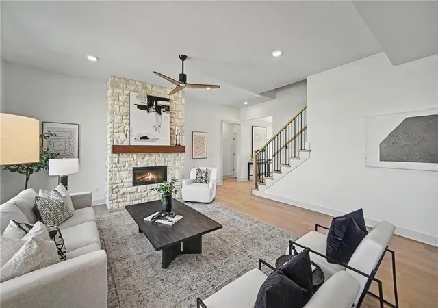 Photo 3 of Single family home for sale at 3024 Ne 102nd Street, Kansas City, MO 64155 | MLS# 2626094 | Listing updated on 2026-10-06