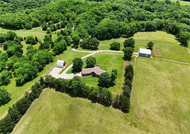 Homes for sale in Perry, KS | 14805 27th St, Perry, KS 66073 | MLS# 2626099