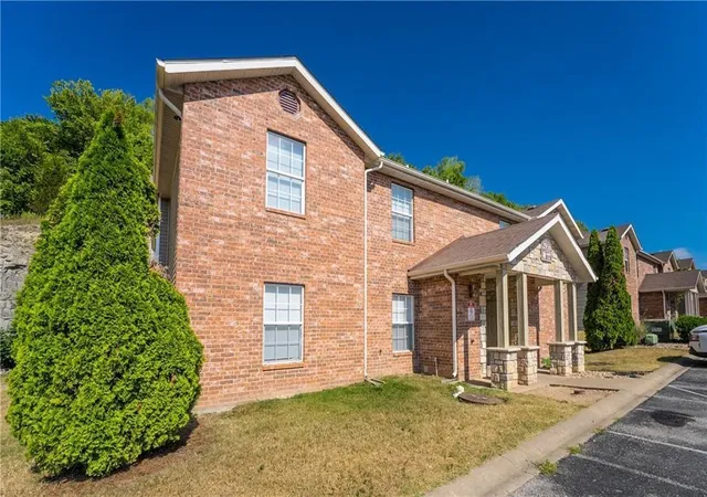 Homes for sale in Branson, MO | 2916 Vinyards Pkwy #3, Branson, MO 65616 | MLS# 2626111