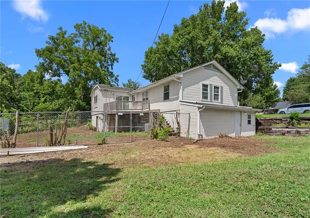 2nd image of 506 N Bynum Rd, Lone Jack, MO 64070 | MLS# 2626112