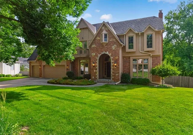 5th image of 6150 N Mattox Rd, Kansas City, MO 64151 | MLS# 2626128