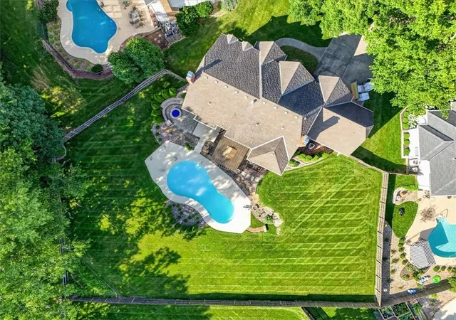3rd image of 6150 N Mattox Rd, Kansas City, MO 64151 | MLS# 2626128