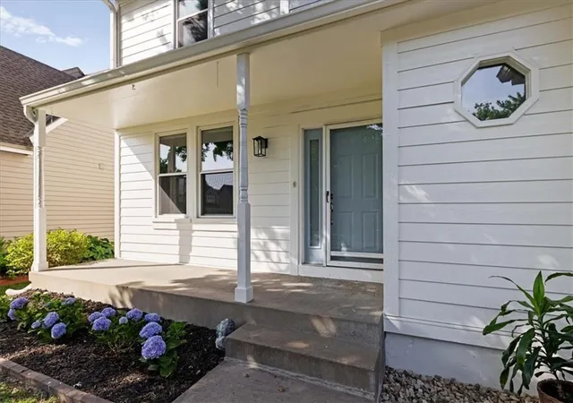 2nd image of 11207 W 116th Ter, Overland Park, KS 66210 | MLS# 2626132
