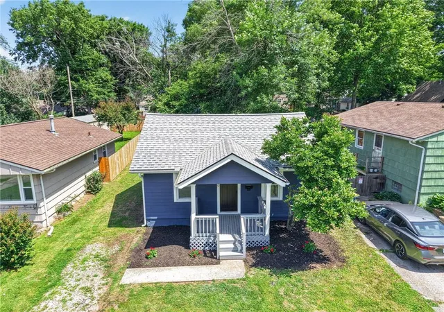 5th image of 110 W 79Th Ter, Kansas City, MO 64114 | MLS# 2626164
