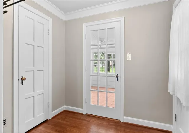 4th image of 6849 Oak Ter, Kansas City, MO 64113 | MLS# 2626173