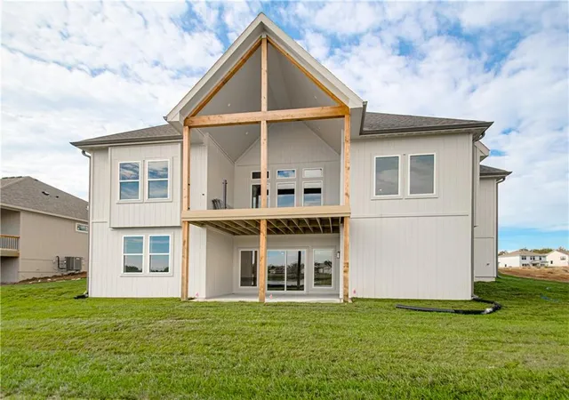 Photo 37 of Single family home for sale at 2335 Foxtail Dr, Kearney, MO 64060 | MLS# 2626179 | Listing updated on 2026-10-20