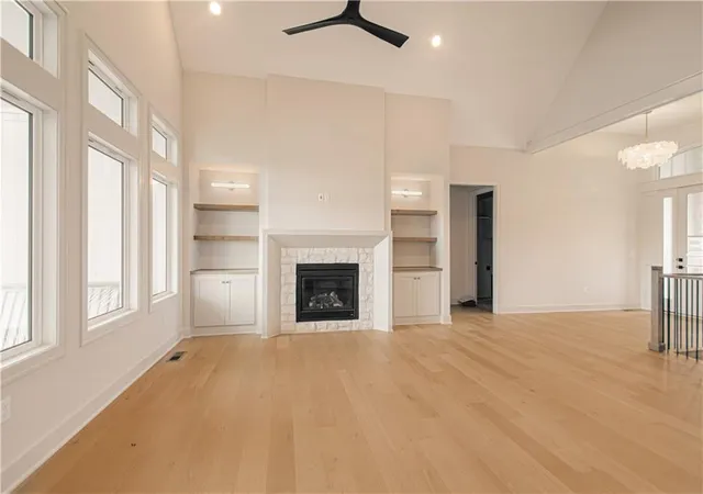 Photo 4 of Single family home for sale at 2335 Foxtail Dr, Kearney, MO 64060 | MLS# 2626179 | Listing updated on 2026-10-20