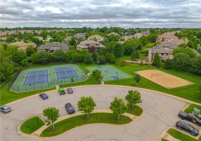 76th image of 15925 King St, Overland Park, KS 66221 | MLS# 2626193