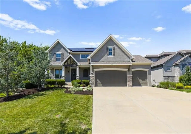 1st image of 9106 W 165th Ter, Overland Park, KS 66085 | MLS# 2626201