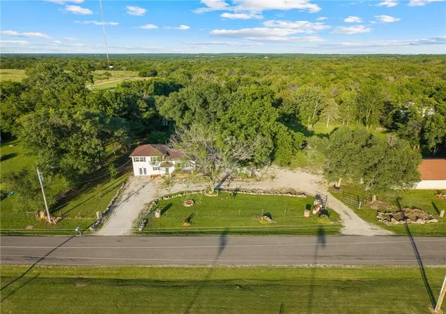 4th image of 1143 227Th St, Fort Scott, KS 66701 | MLS# 2626202