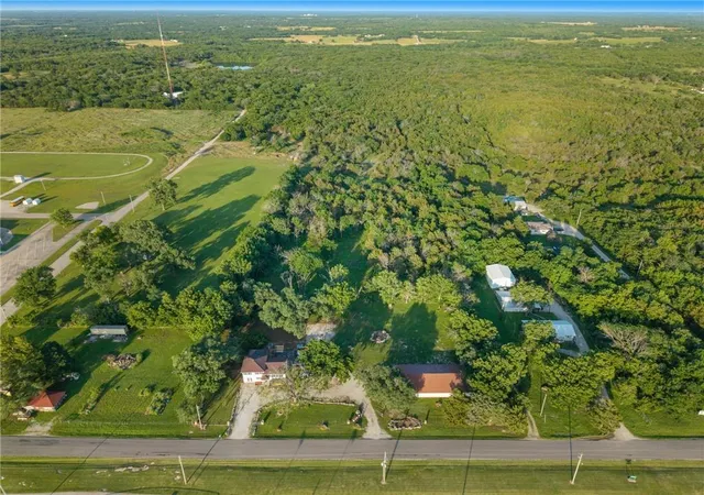 48th image of 1143 227th St, Fort Scott, KS 66701 | MLS# 2626202