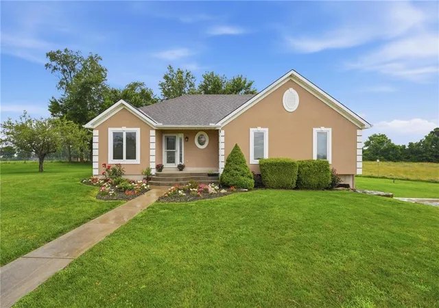 2nd image of 2416 S Outer Belt Rd, Oak Grove, MO 64075 | MLS# 2626203