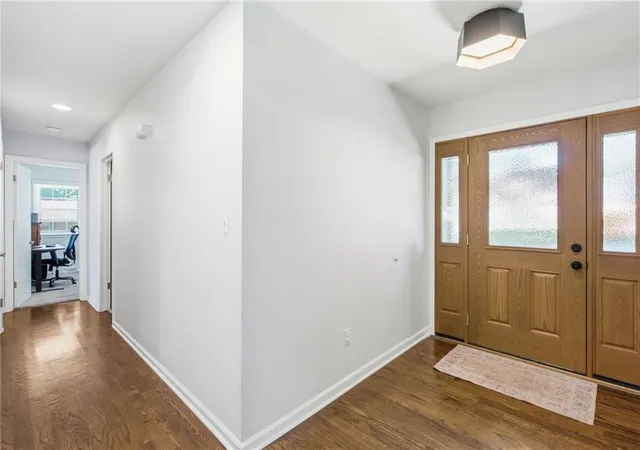 5th image of 9501 Canterbury St, Leawood, KS 66206 | MLS# 2626209