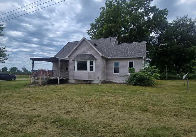 Homes for sale in Leeton, MO | 422 S Graham St, Leeton, MO 64761 | MLS# 2626215