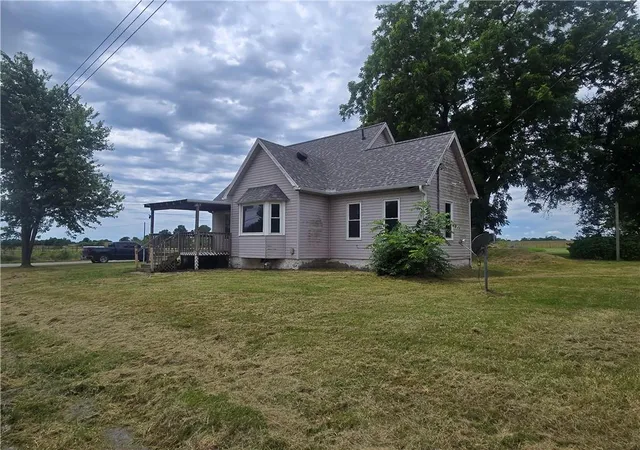 Homes for sale in Leeton, MO | 422 S Graham St, Leeton, MO 64761 | MLS# 2626215
