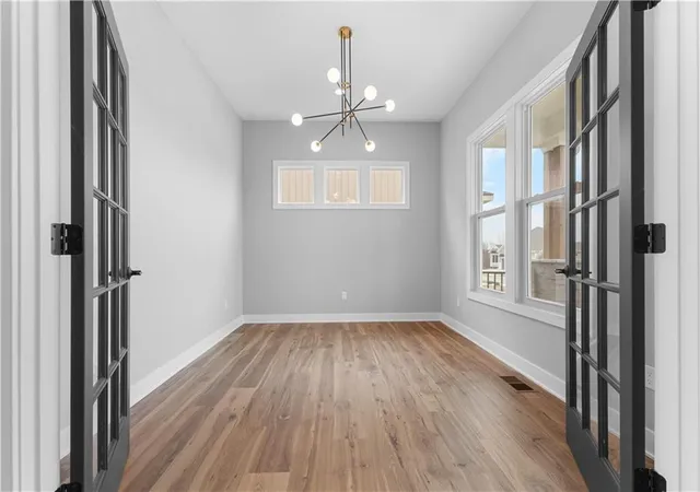 Photo 3 of Single family home for sale at 17131 S Barstow St, Olathe, KS 66062 | MLS# 2626221 | Listing updated on 2026-10-10