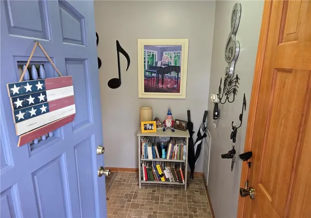 Homes for sale in Kansas City, MO | 6228 Ash Ct, Kansas City, MO 64133 | MLS# 2626229