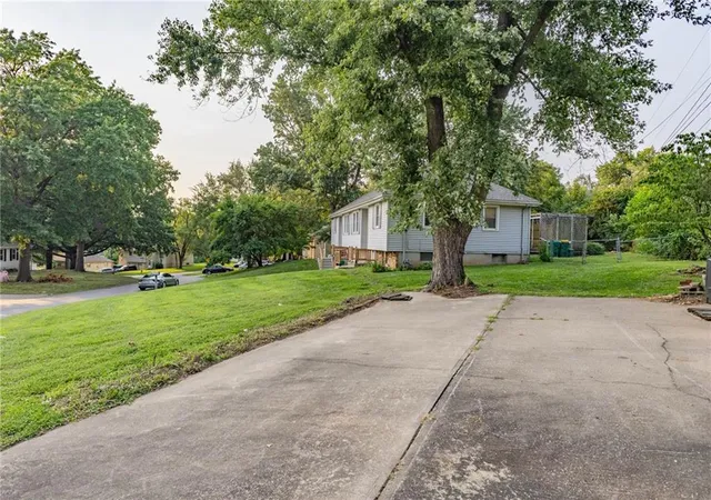 30th image of 4540 Melody Ln, Kansas City, KS 66106 | MLS# 2626235