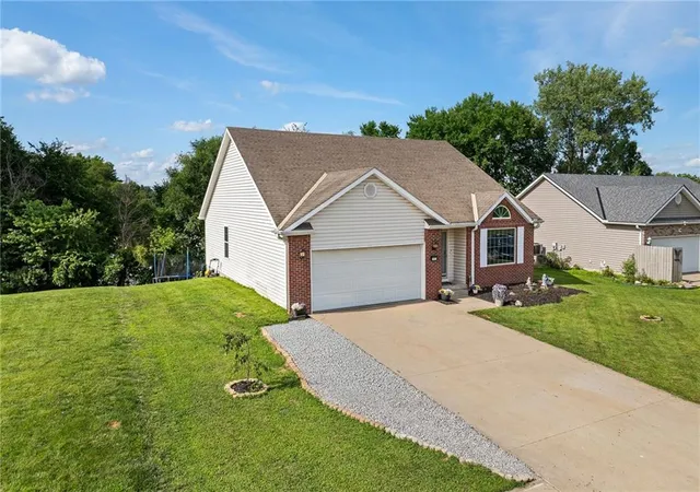 Homes for sale in Saint Joseph, MO | 3503 Easy St, Saint Joseph, MO 64503 | MLS# 2626236