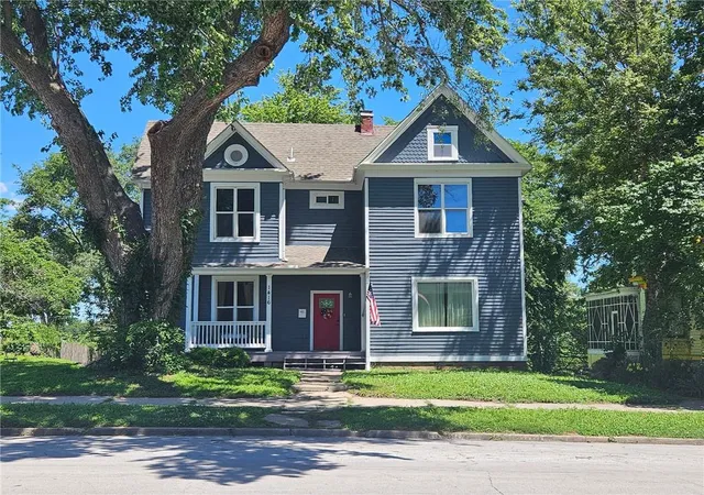 Homes for sale in Lexington, MO | 1416 Franklin Ave, Lexington, MO 64067 | MLS# 2626237