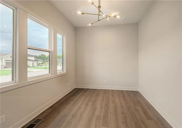 Photo 4 of Single family home for sale at 16965 W 172nd Terrace, Olathe, KS 66062 | MLS# 2626239 | Listing updated on 2026-10-06