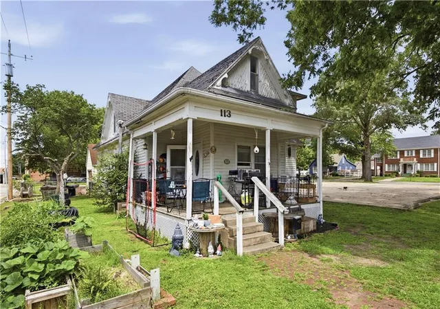2nd image of 113 N 7th St, Neodesha, KS 66757 | MLS# 2626240