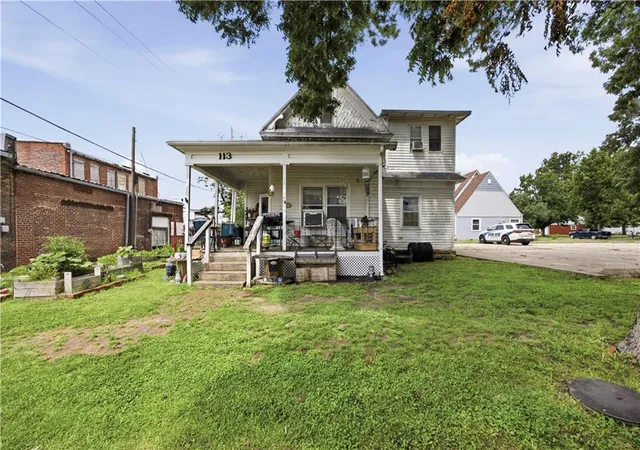 3rd image of 113 N 7Th St, Neodesha, KS 66757 | MLS# 2626240