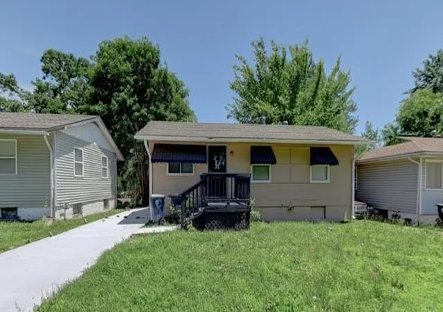 3rd image of 4629 Elmwood Ave, Kansas City, MO 64130 | MLS# 2626246