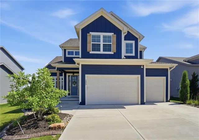 3rd image of 1505 Sw Arbormill Ter, Lees Summit, MO 64082 | MLS# 2626260