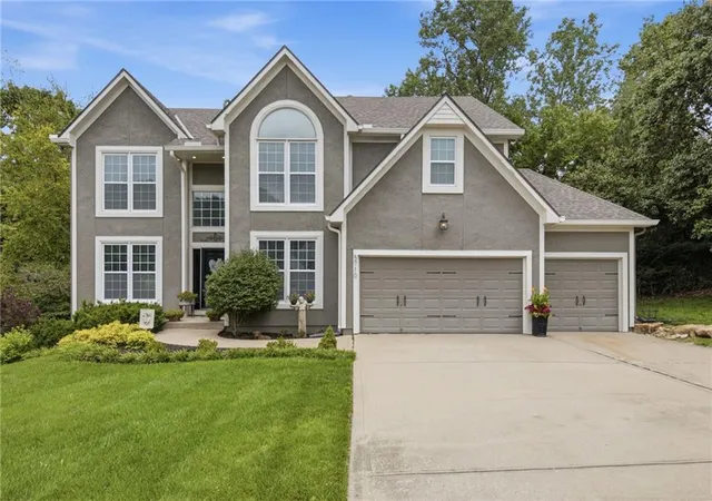 1st image of 5710 Pflumm Rd, Shawnee, KS 66216 | MLS# 2626264
