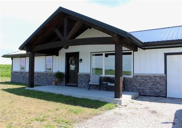 Homes for sale in Cameron, MO | 6890 Se Rogers Rd, Cameron, MO 64429 | MLS# 2626266