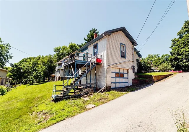 Homes for sale in Atchison, KS | 708 N 5Th St, Atchison, KS 66002 | MLS# 2626274