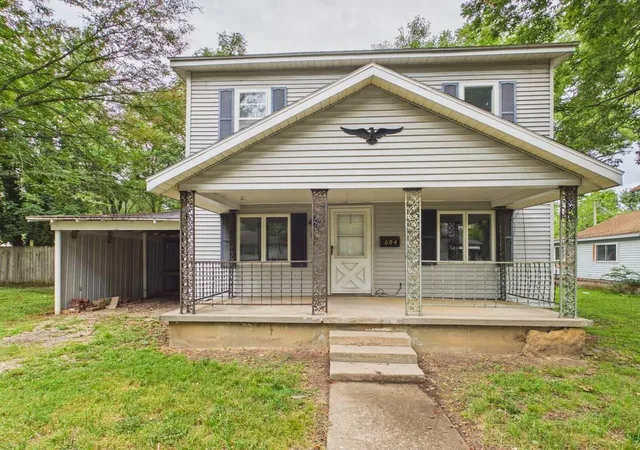 1st image of 604 S Clark St E, Fort Scott, KS 66701 | MLS# 2626278