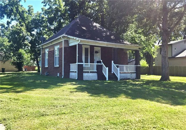 Homes for sale in Pittsburg, KS | 801 W 1St N/A, Pittsburg, KS 66762 | MLS# 2626285