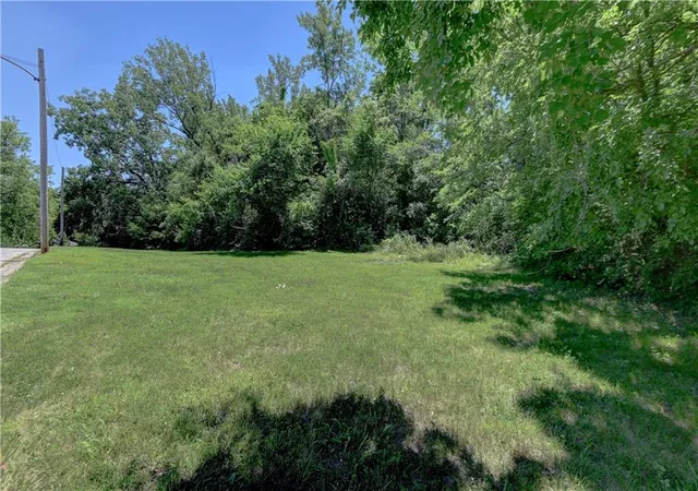 Photo 2 of Land for sale at 11511 Ridge Dr, Independence, MO 64054 | MLS# 2626299 | Listing updated on 2026-07-29