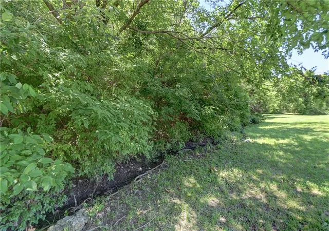 Photo 4 of Land for sale at 11511 Ridge Dr, Independence, MO 64054 | MLS# 2626299 | Listing updated on 2026-07-29