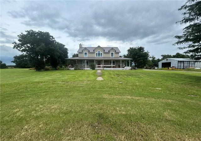 1st image of 2551 Cr 2000 N/a, Caney, KS 67333 | MLS# 2626305