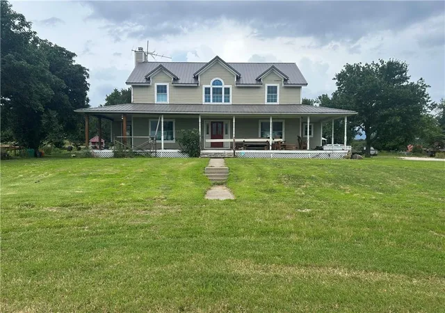 2nd image of 2551 Cr 2000 N/a, Caney, KS 67333 | MLS# 2626305