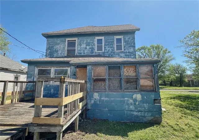 5th image of 1609 S Evergreen Ave, Chanute, KS 66720 | MLS# 2626316