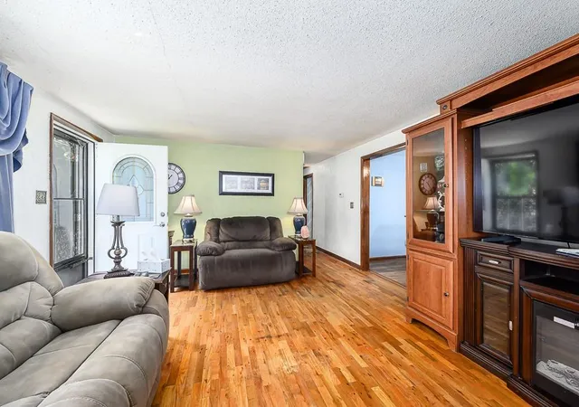 5th image of 2700 N 75Th Ter, Kansas City, KS 66109 | MLS# 2626321
