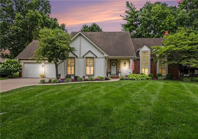 Photo 1 of Sale Pending at 3211 W 83rd Terrace, Leawood, KS 66206 | MLS# 2626324 | Listing updated on 2026-09-14