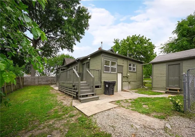 Homes for sale in Pleasant Hill, MO | 110 Campbell St, Pleasant Hill, MO 64080 | MLS# 2626354
