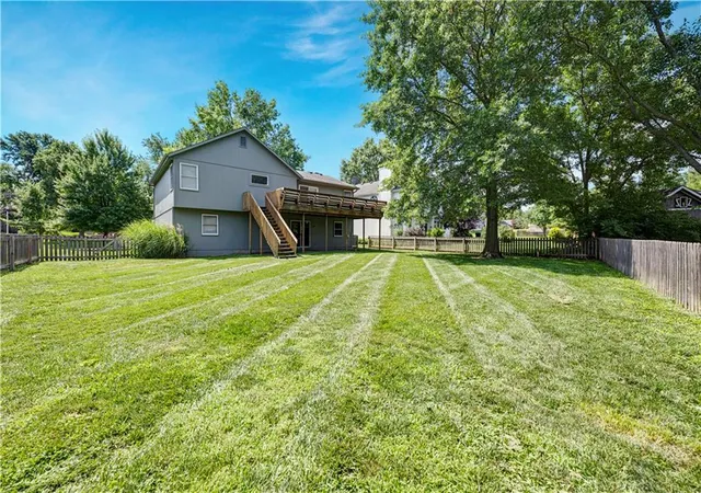 2nd image of 15768 Horton Ct, Overland Park, KS 66223 | MLS# 2626367