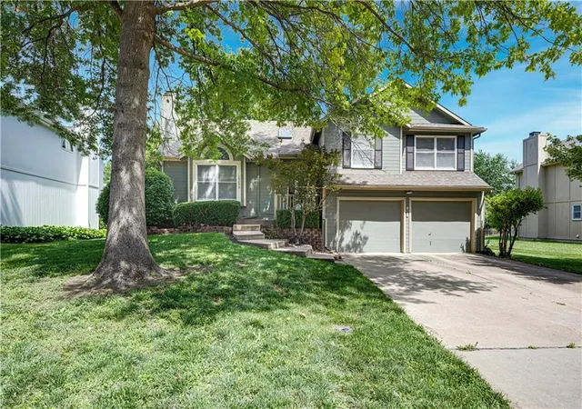 1st image of 15768 Horton Ct, Overland Park, KS 66223 | MLS# 2626367