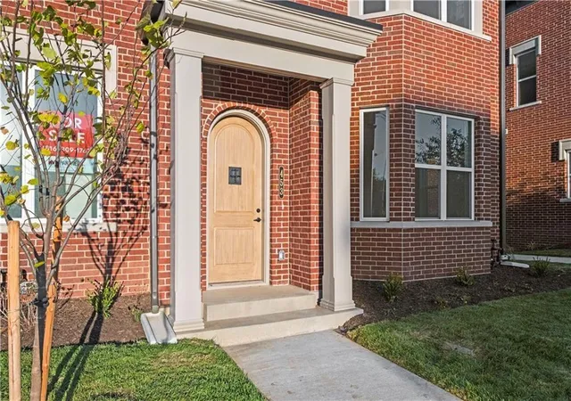 1st image of 453 Sw Longview Blvd, Lees Summit, MO 64081 | MLS# 2626368