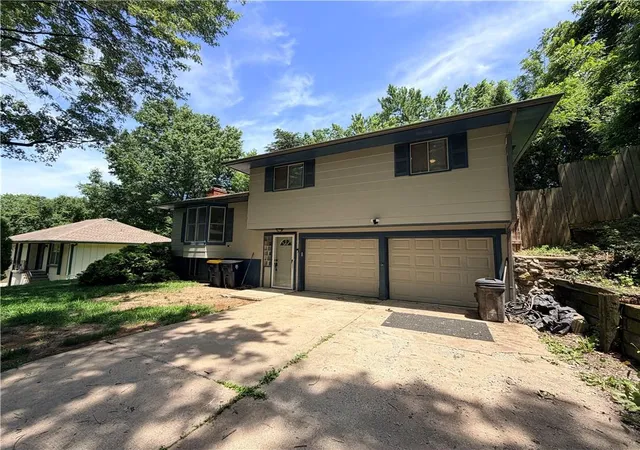 Photo 51 of Single family home for sale at 3521 N College St, Kansas City, MO 64117 | MLS# 2626387 | Listing updated on 2026-09-03